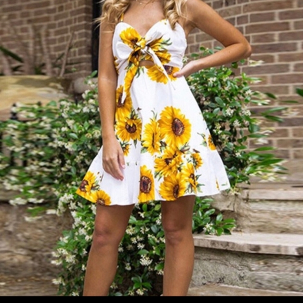 White floral sunflower summer dress